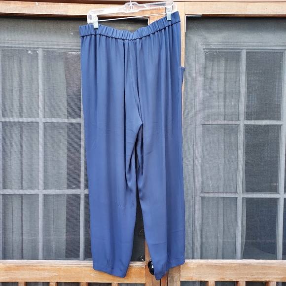 Eileen Fisher Pleated Silk Ankle Pants - Picture 3 of 6